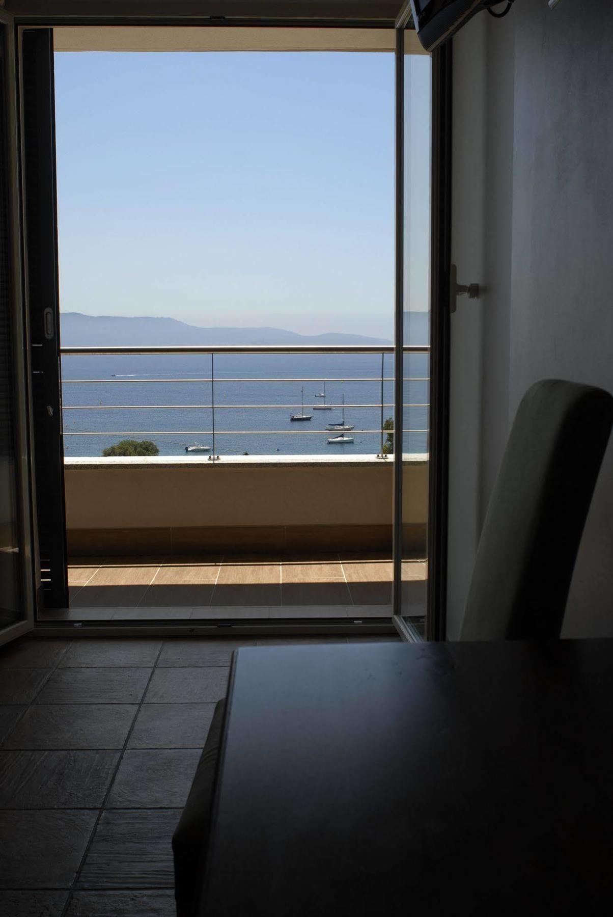 Hotel Les Eucalyptus Porto Pollo Exteriör bild