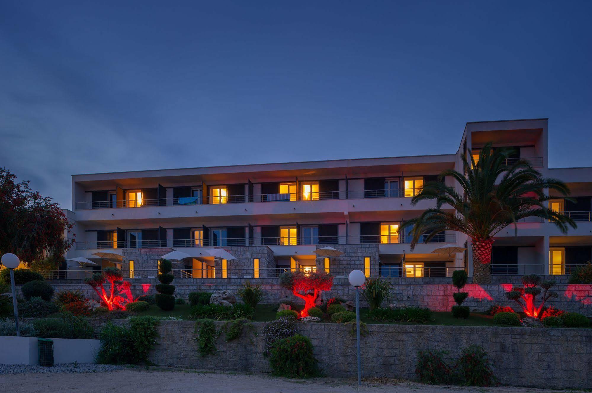 Hotel Les Eucalyptus Porto Pollo Exteriör bild